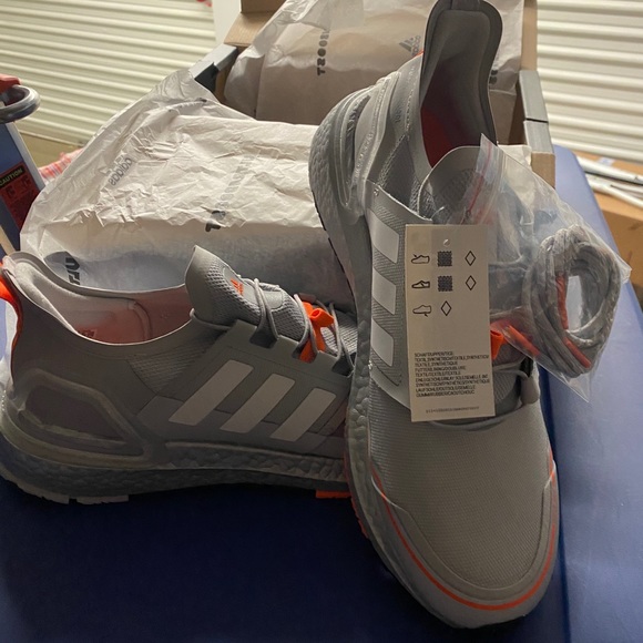 FV8329 Ultraboost 20 Running shoes
